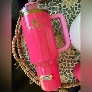 Stanley PINK PARADE 40 oz. Quencher H2.0 FlowState Tumbler